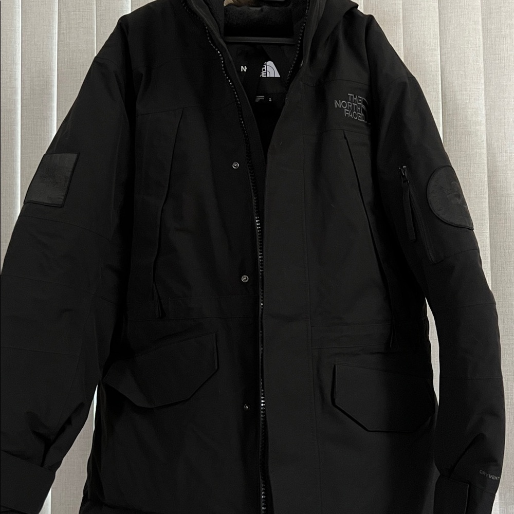THE NORTH FACE Men's Expedition McMurdo Parka, Black - Picture 3 of 15